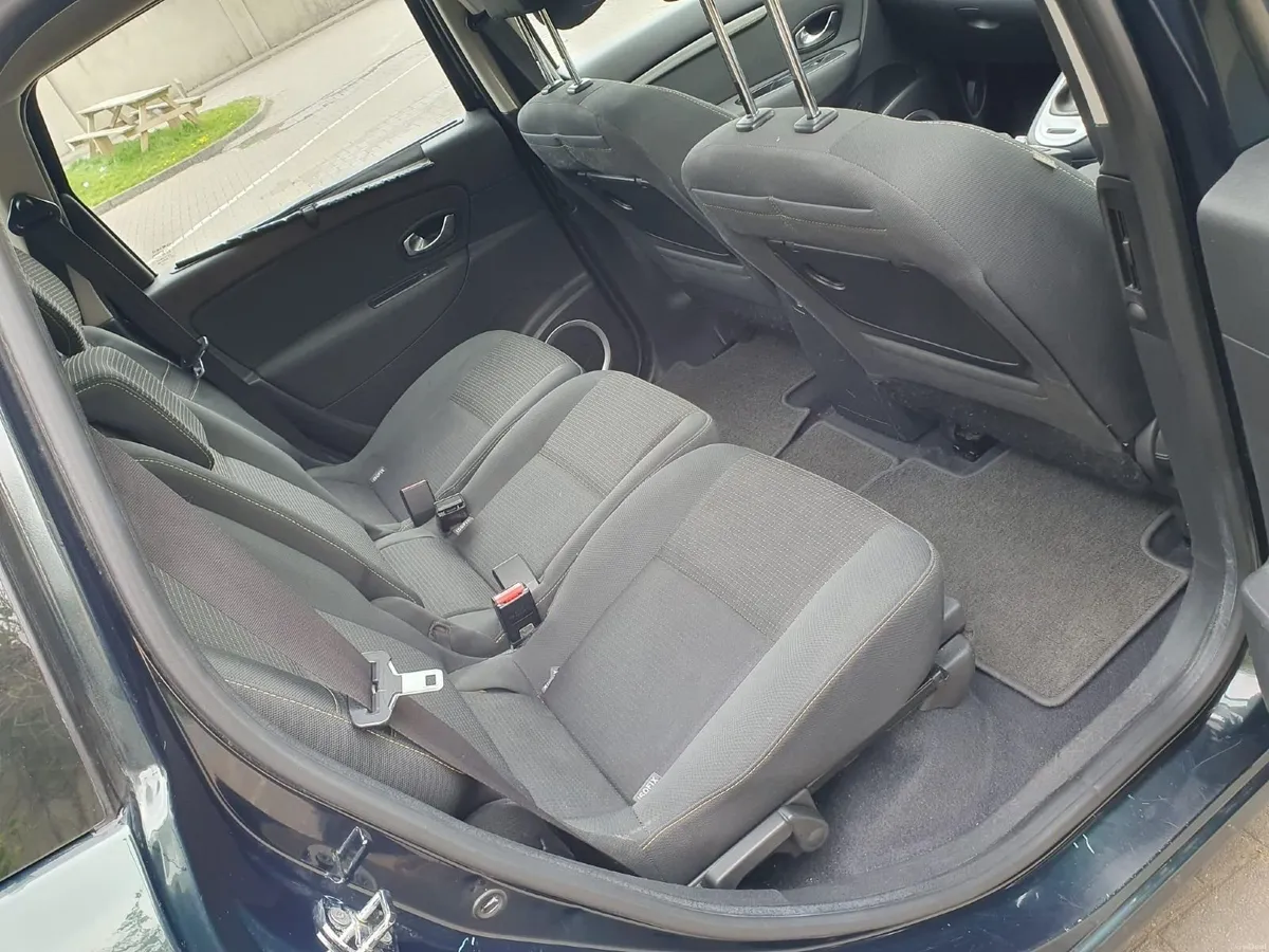 Renault Grand Scenic 2010 - Image 5