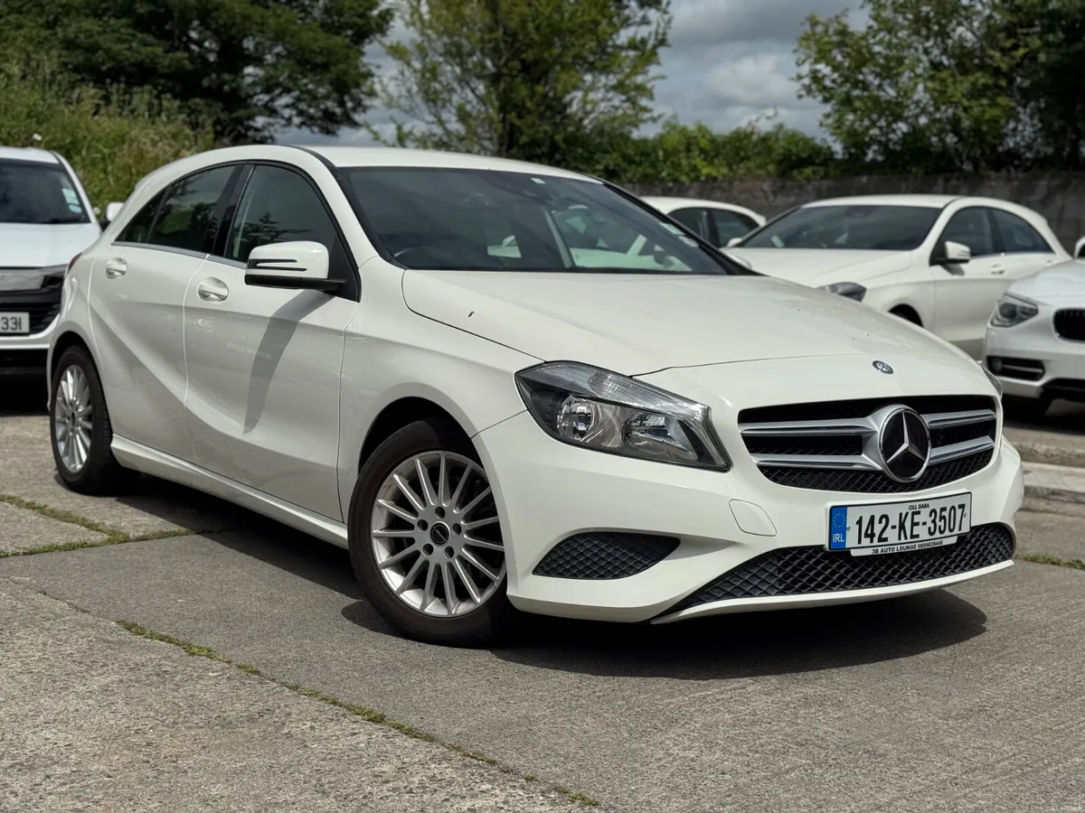 MERC A Class 1.6 Auto White Leather 50,000 KM - Image 1