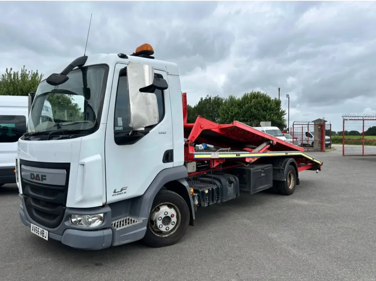2016 DAF LF Euro 6 Recovery Truck - Image 5