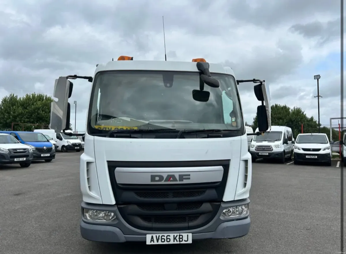 2016 DAF LF Euro 6 Recovery Truck - Image 4