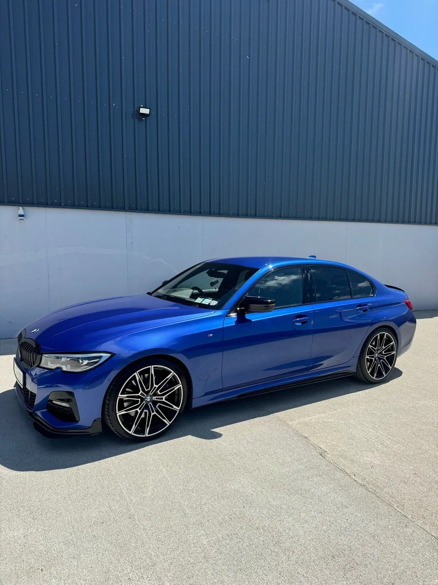 2019 bmw 320d - Image 4