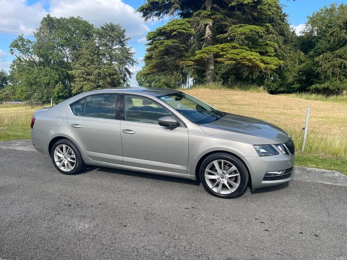 2019 Skoda Octavia Style - Image 4