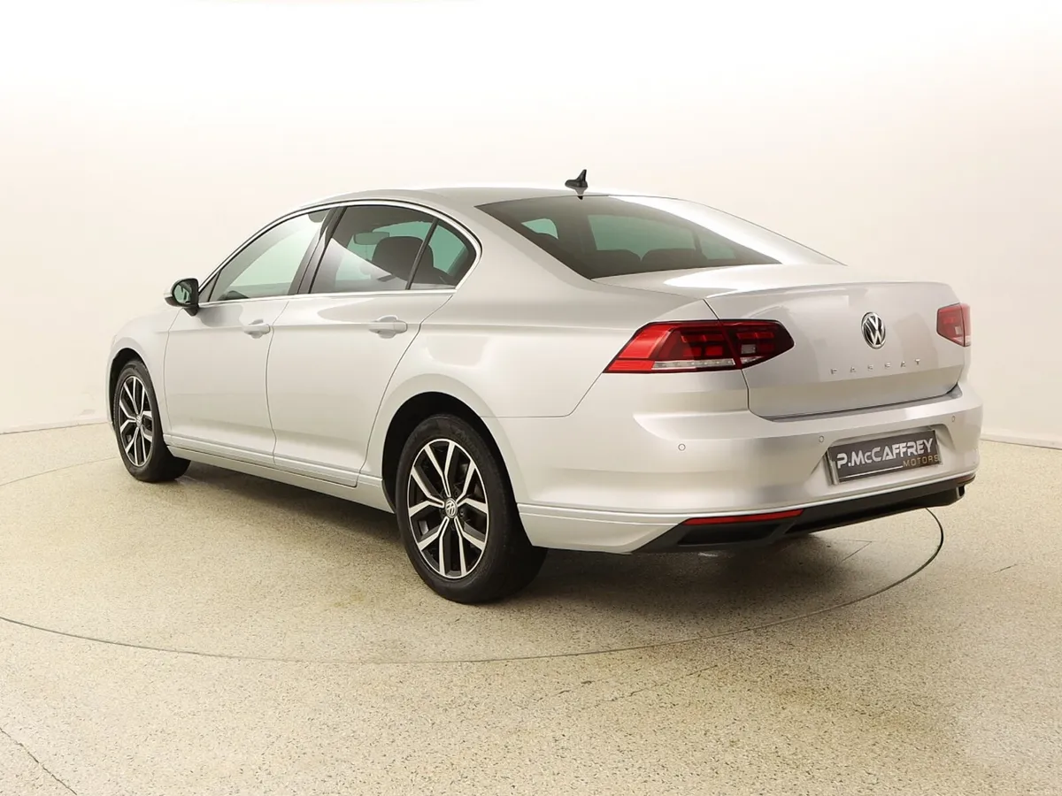 2020 VOLKSWAGEN PASSAT 1.6 TDI SEL AUTO DSG - Image 5