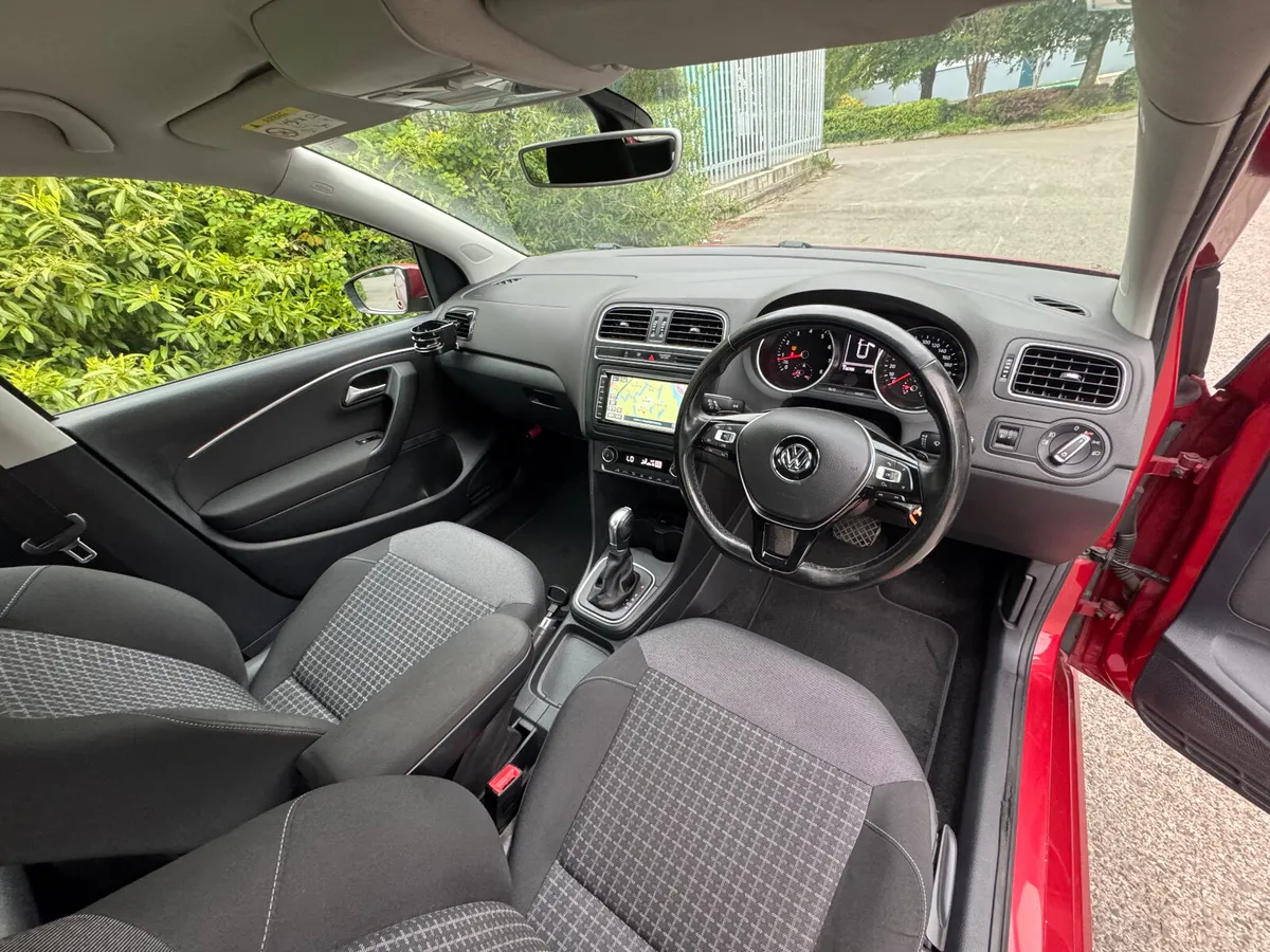 Volkswagen Polo Comfortline+ Auto - Image 6