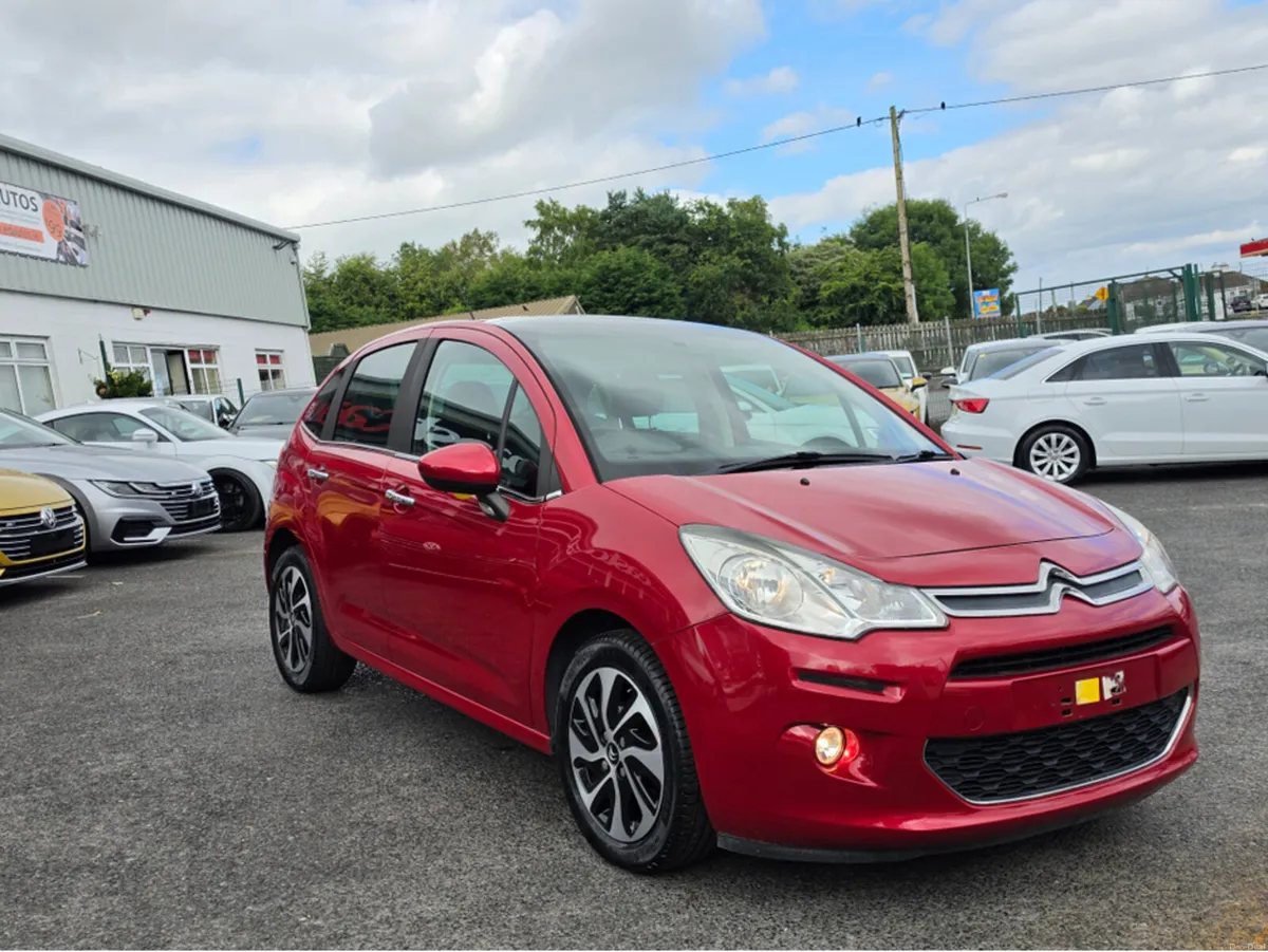 Citroen C3 ( 152 REG 1.2  MOON GLASS ROOF - FULL L - Image 3