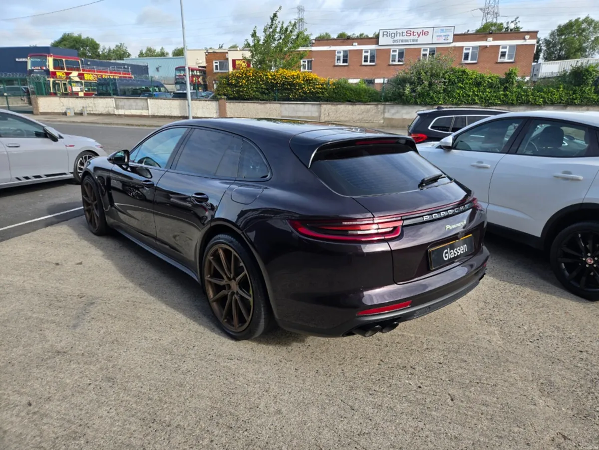 Porsche Panamera 4SPT TURISMO E-H 4 SPORT PDK// ST - Image 2