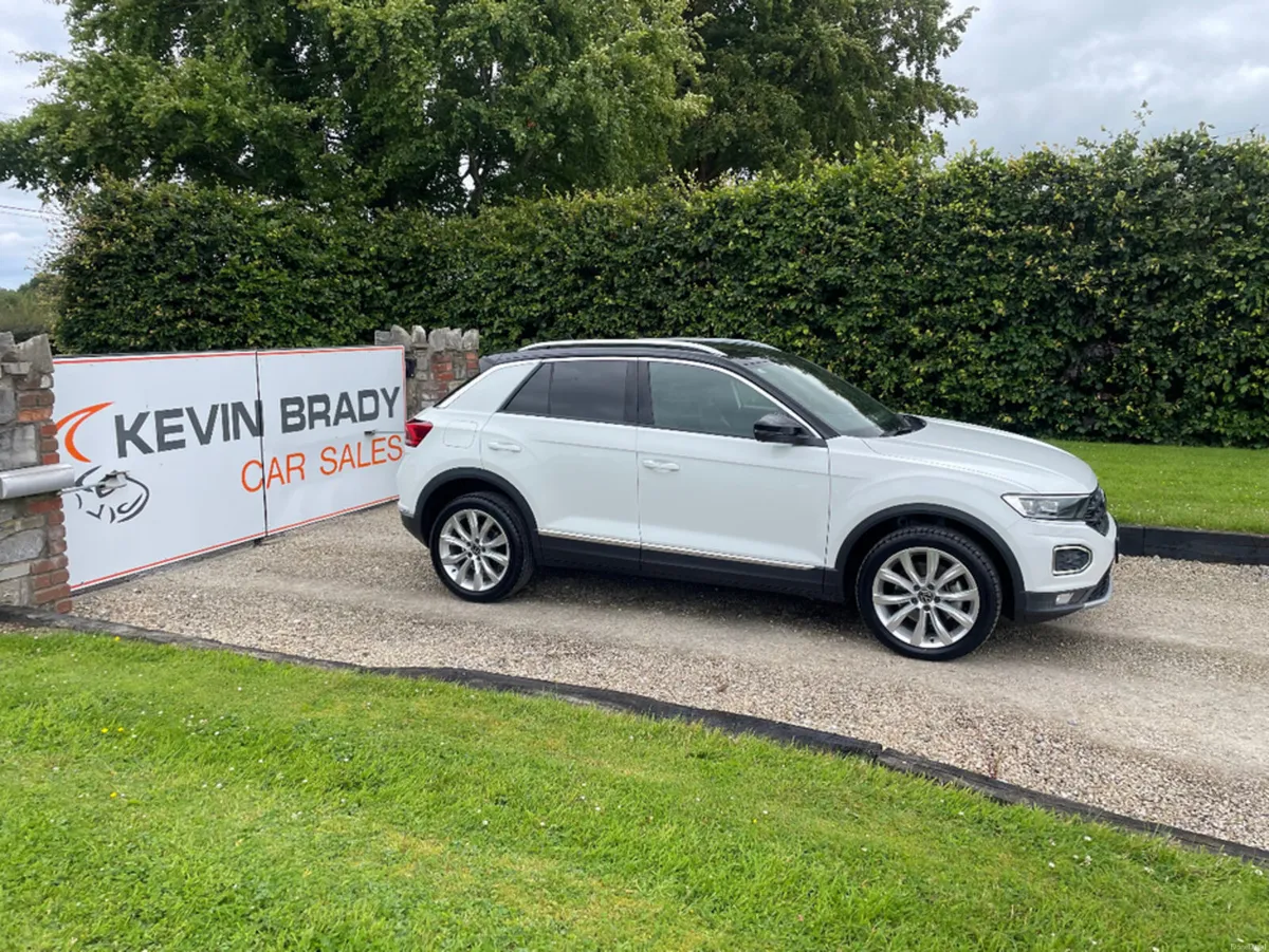 Volkswagen T-Roc 2.0 TDI SPORT DSG AUTO - Image 1
