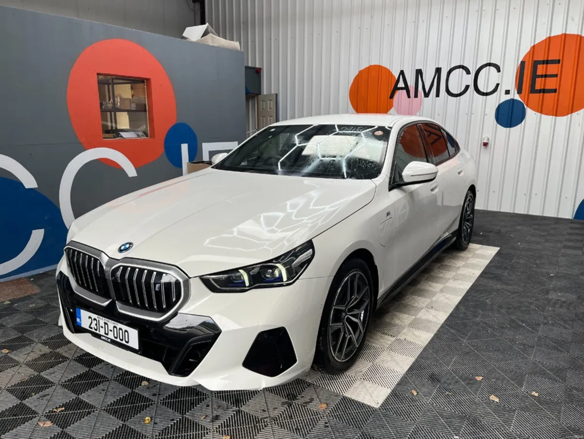 BMW i5 2023 BMW I5 EDRIVE40 M-SPORT AUTOMATIC / CR - Image 4