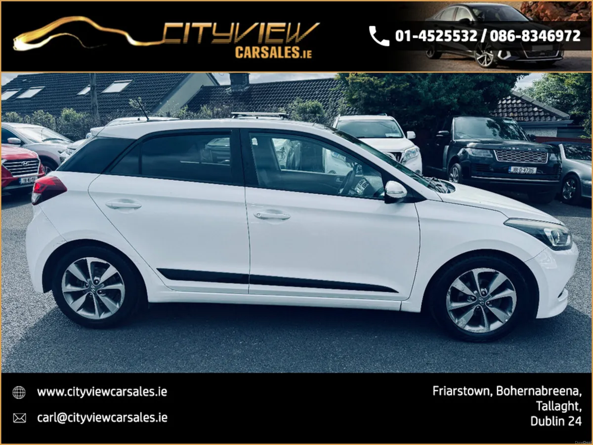 Hyundai i20 1.2 PREMIUM 5DR - Image 4