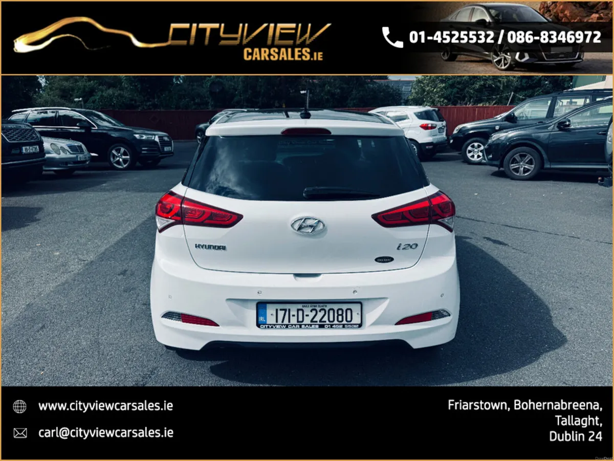 Hyundai i20 1.2 PREMIUM 5DR - Image 5