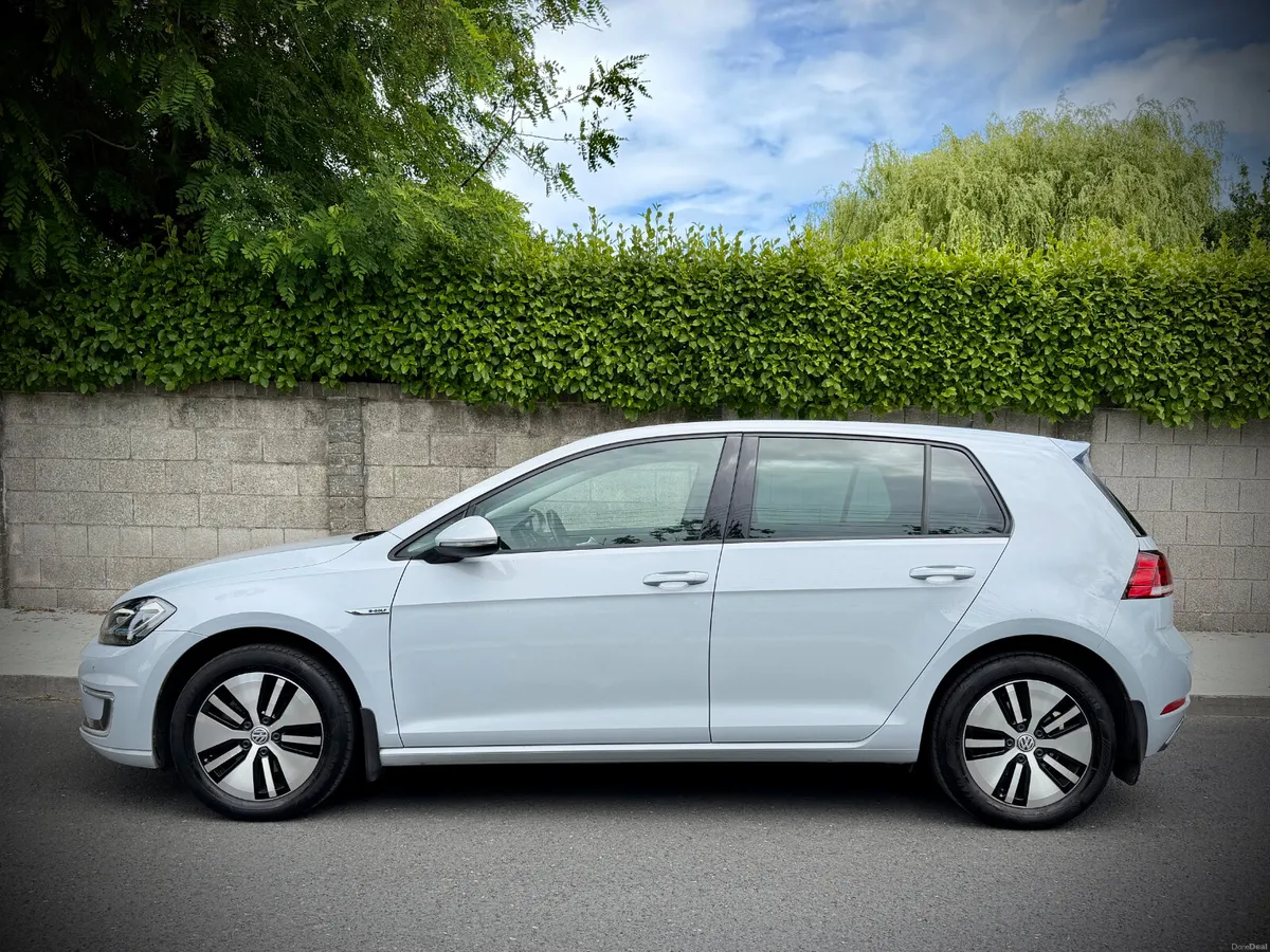 Volkswagen Golf Electric | S.O.H 90.45 % - Image 4
