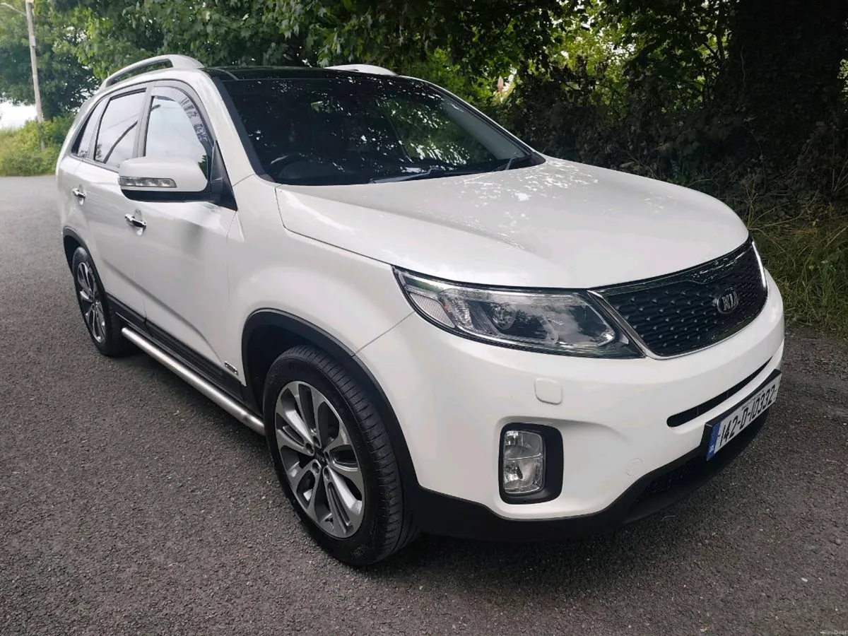 Automatic 7 Seat Platinum 142 Kia Sorrento 2.2 4WD - Image 1
