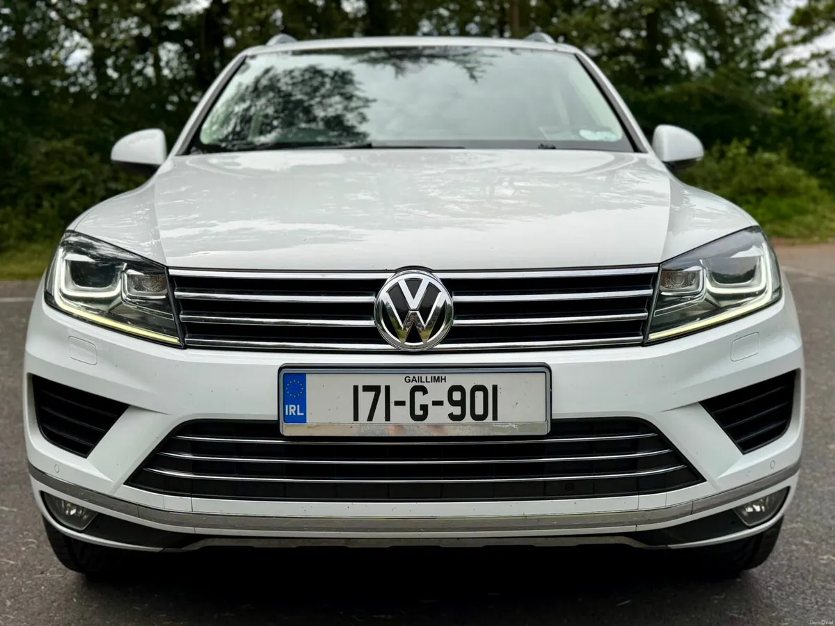 ⭐️STUNNING⭐️171 Volkswagen Touareg Crew Cab - Image 2