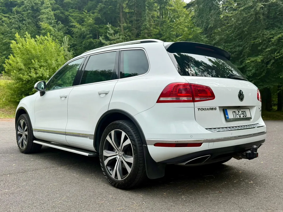 ⭐️STUNNING⭐️171 Volkswagen Touareg Crew Cab - Image 4
