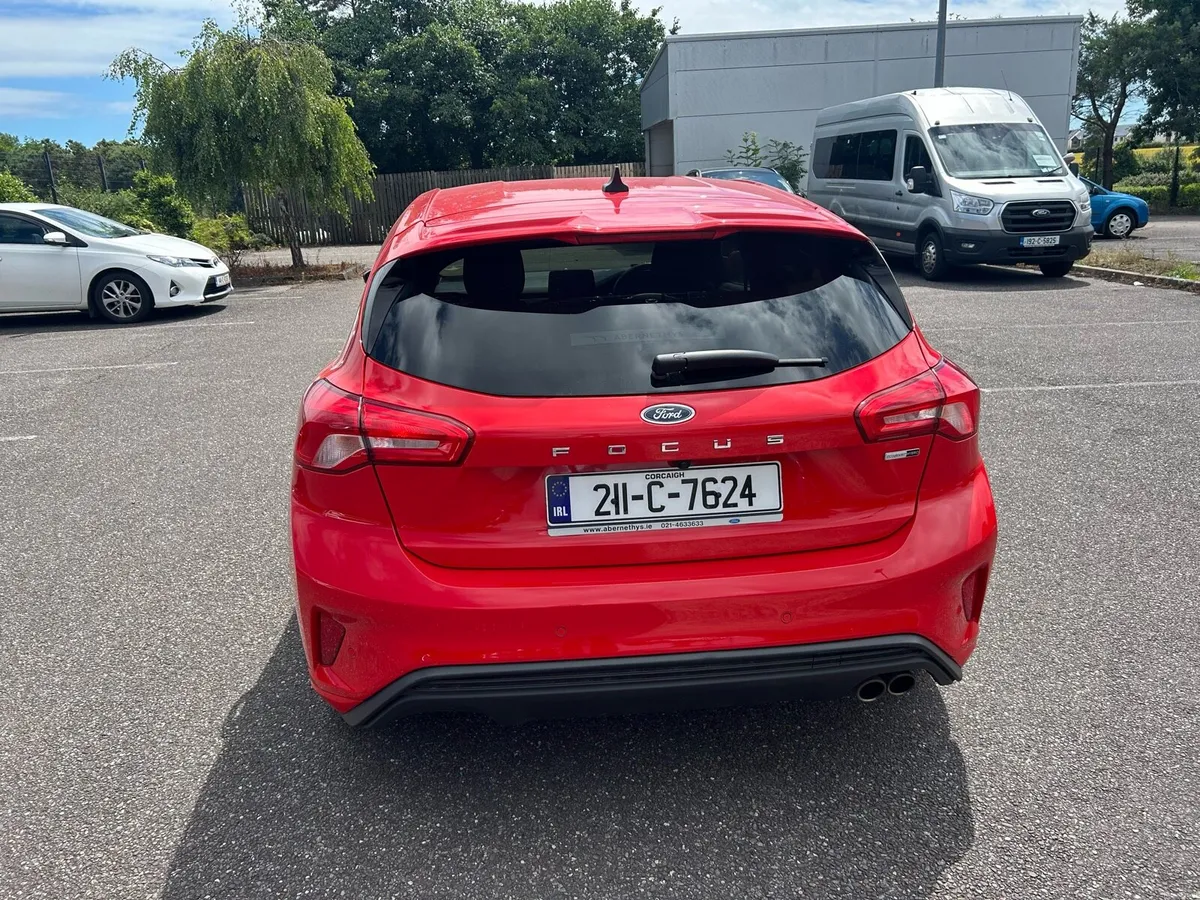 Ford Focus 2021 - Image 5