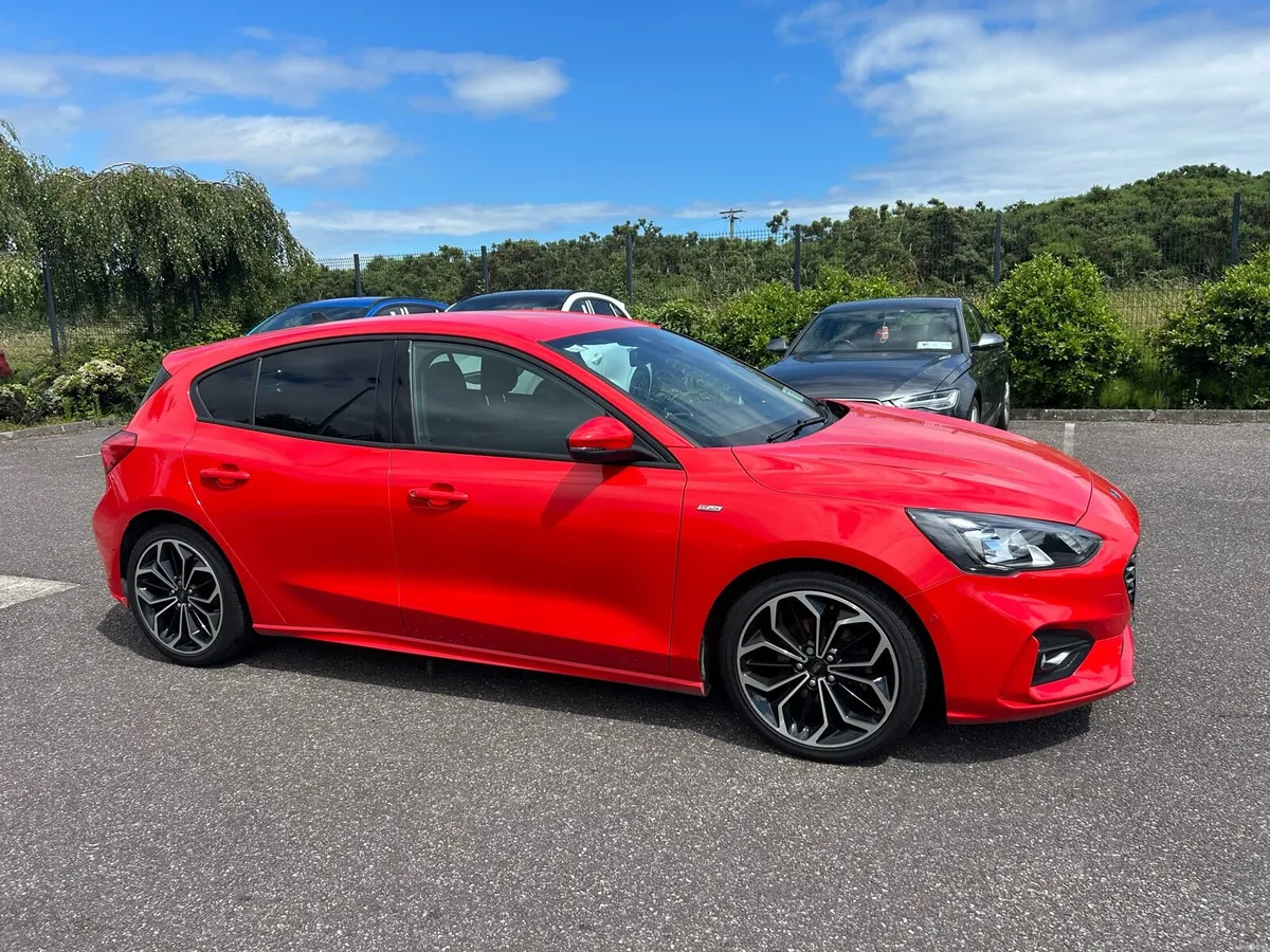 Ford Focus 2021 - Image 1