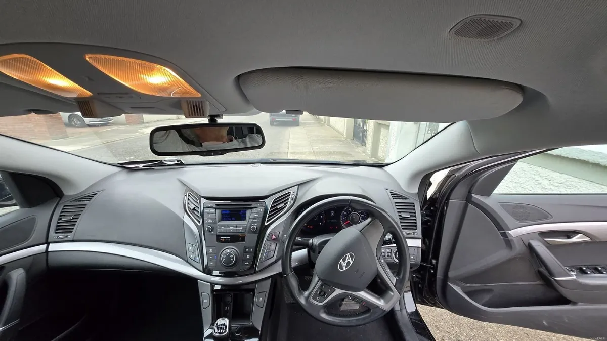 2016 Hyundai i40 Tourer Estate 1.7 CRDi S 115PS - Image 1