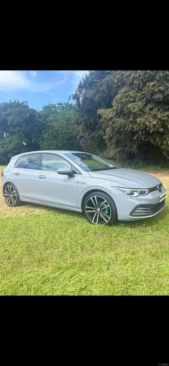 Volkswagen Golf 2020 MK8 GOLF STYLE PLATINUM 2.0 - Image 1