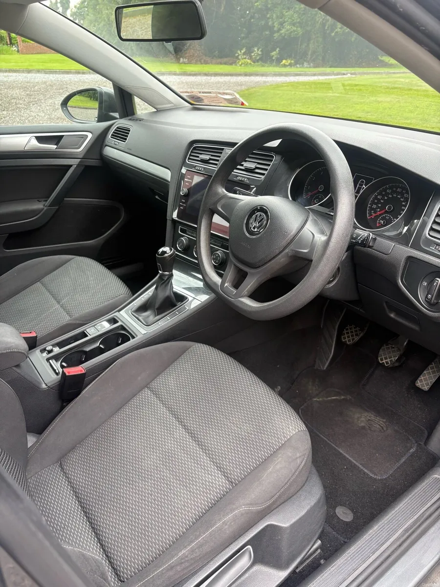 2019 Volkswagen Golf 1.0 TSI 85BHP - Image 6