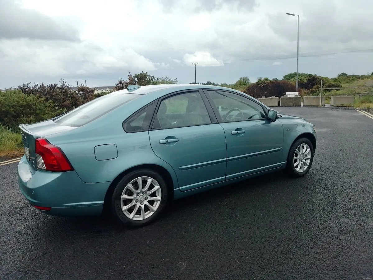Volvo S40 2009 - Brand New NCT - Image 2