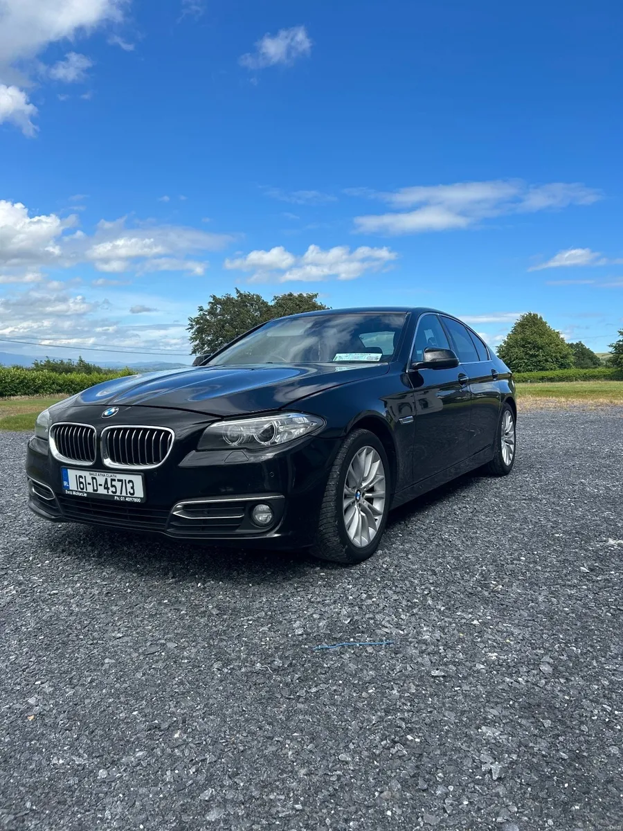 BMW 5-Series 2016 - Image 1