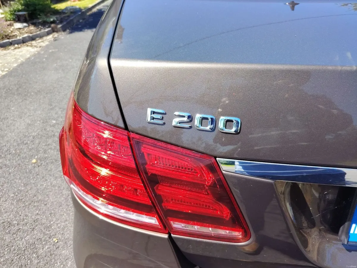 Mercedes-Benz E-Class 2015 - Image 6