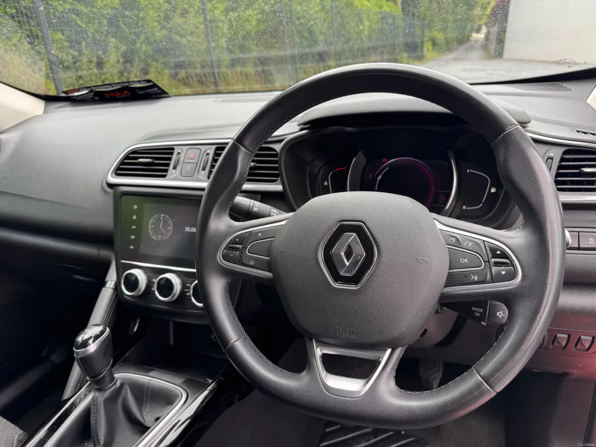 2022 Renault Kadjar ZERO DEPOSIT FINANCE - Image 2