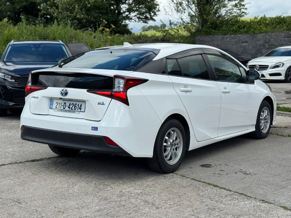 Toyota Prius 2021 < 3 MONTHS WARRANTY > - Image 6