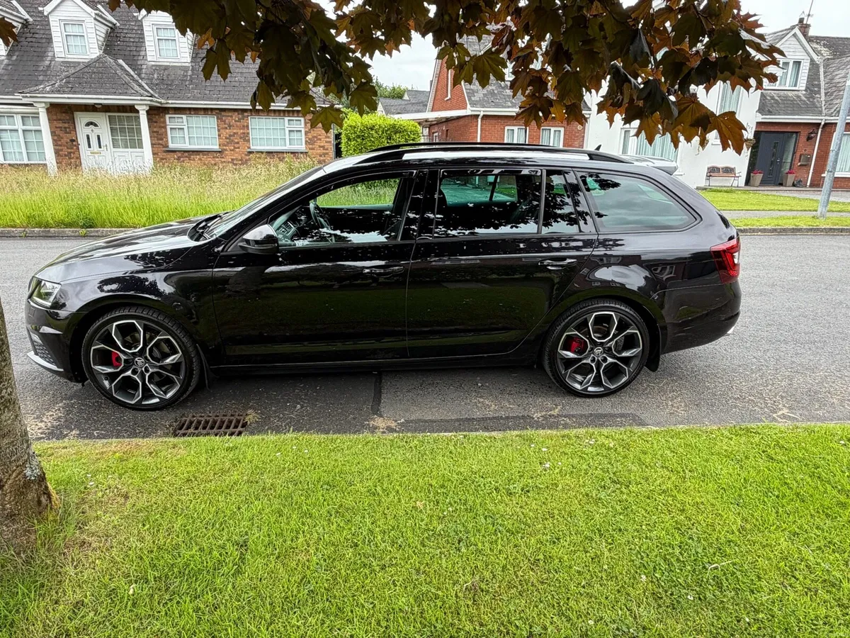 Skoda Octavia - Image 1