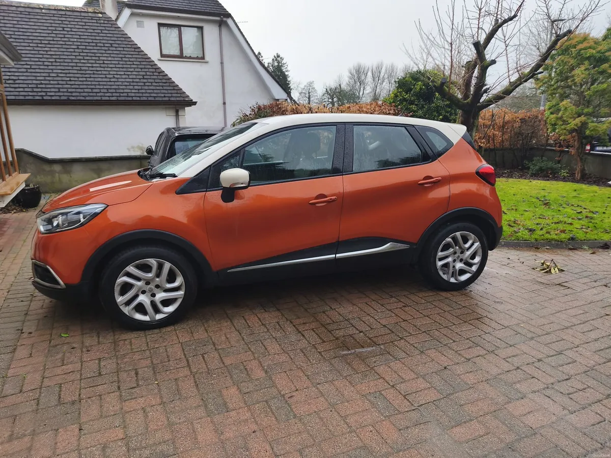 Renault Captur - Image 2