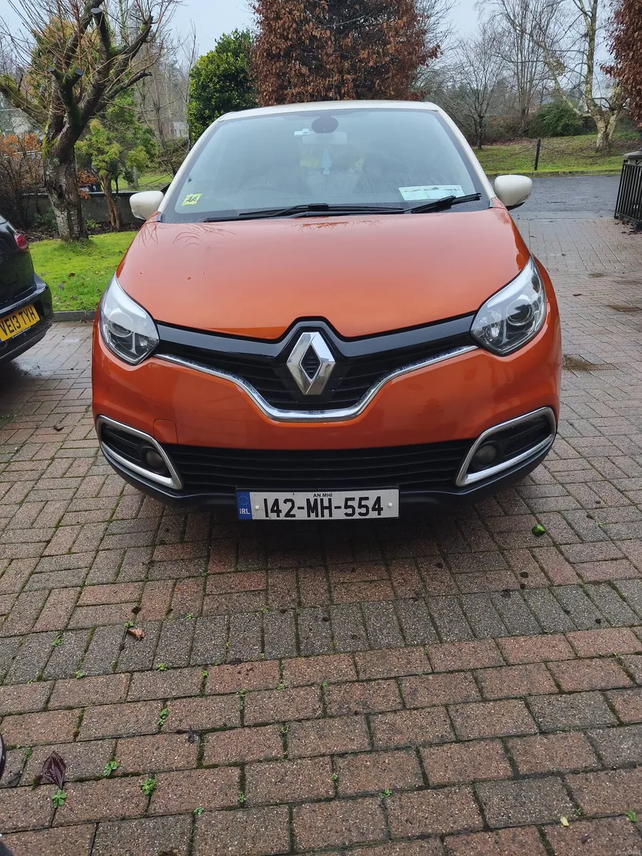 Renault Captur - Image 1