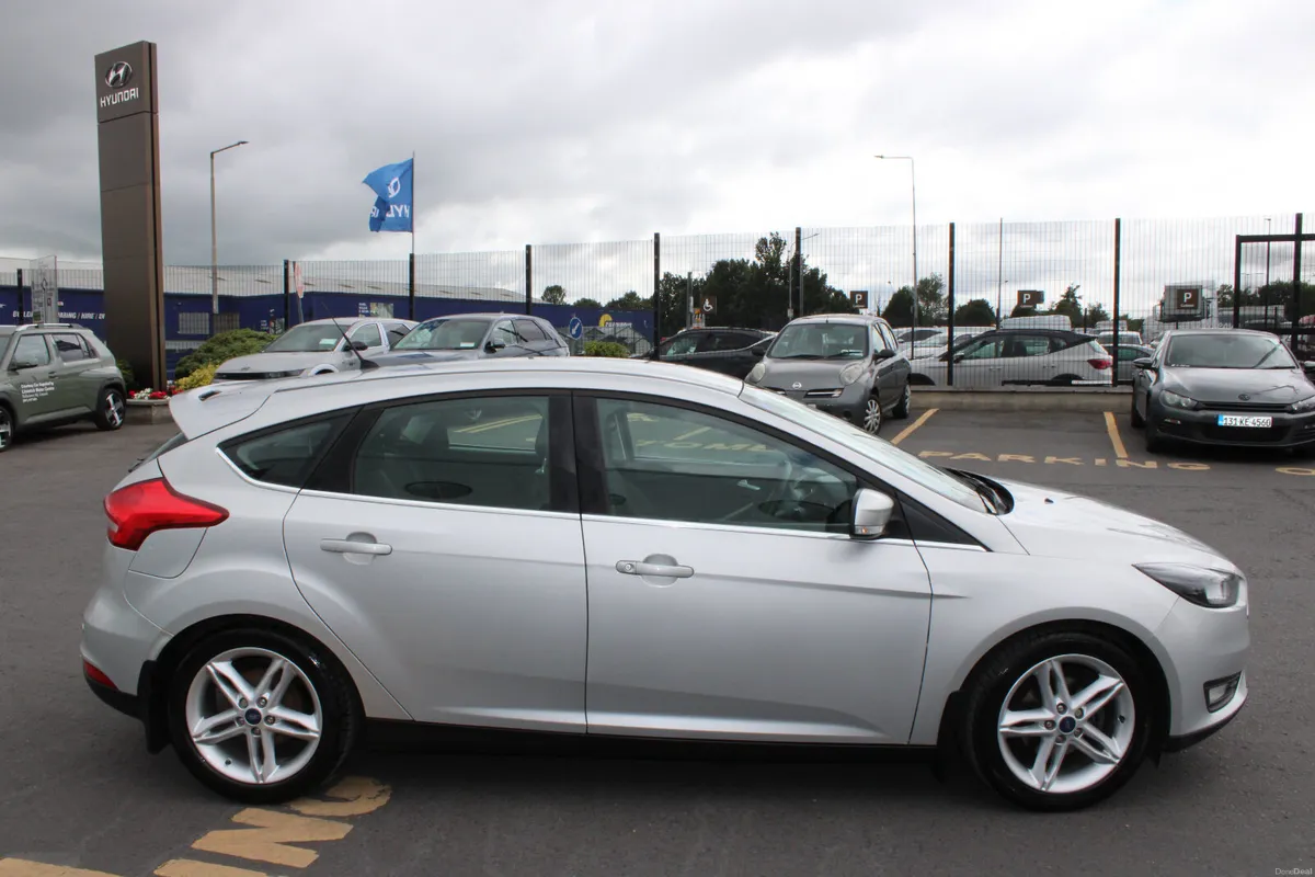 Ford Focus 2017 - Image 6