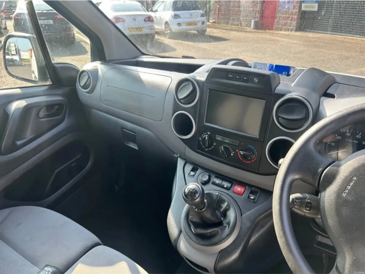 AVAILABLE FOR HIRE -Peugeot Partner 2016 - Image 4