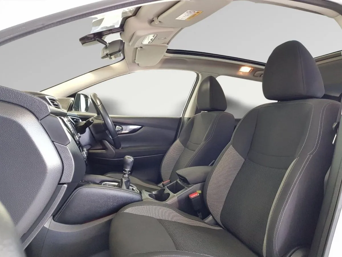 Nissan Qashqai 1.3 PET SE €3000 Scrappage Offer - Image 3