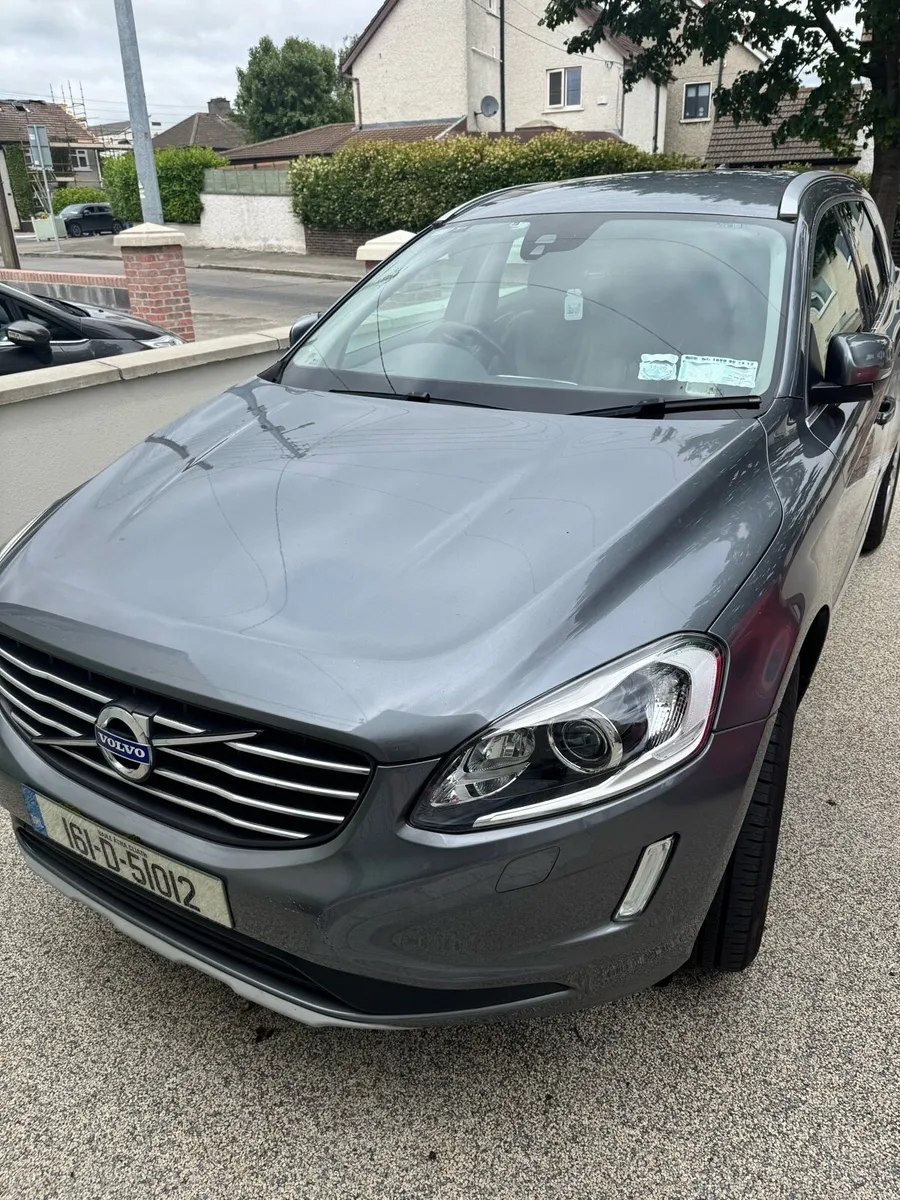 Volvo XC 60 - Image 1