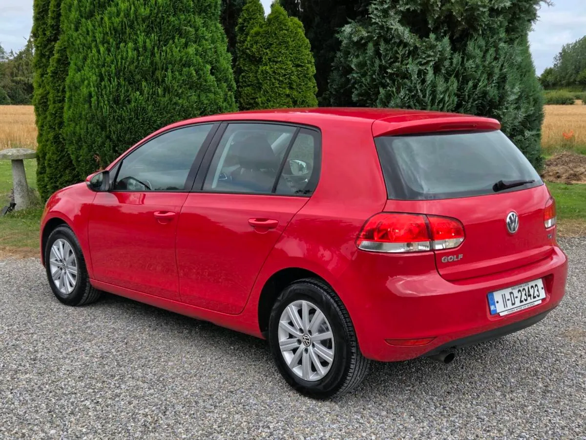 Very Low Mileage VW Golf 1.6Tdi DSG Auto - Image 4