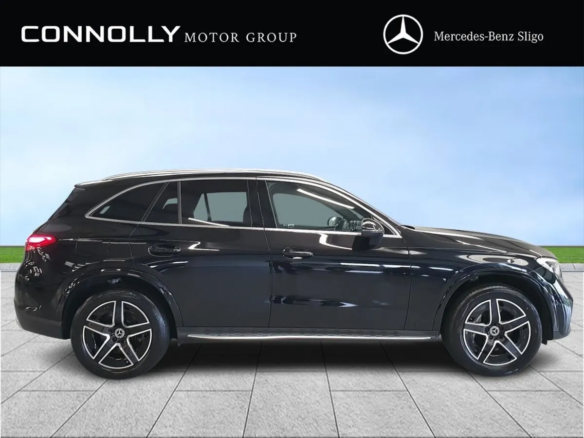 Mercedes-Benz GLC GLC 300 e 4MATIC AMG Line - Image 3