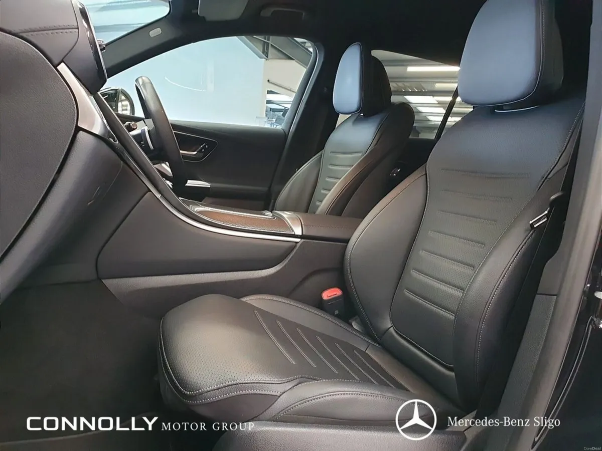 Mercedes-Benz GLC GLC 300 e 4MATIC AMG Line - Image 5