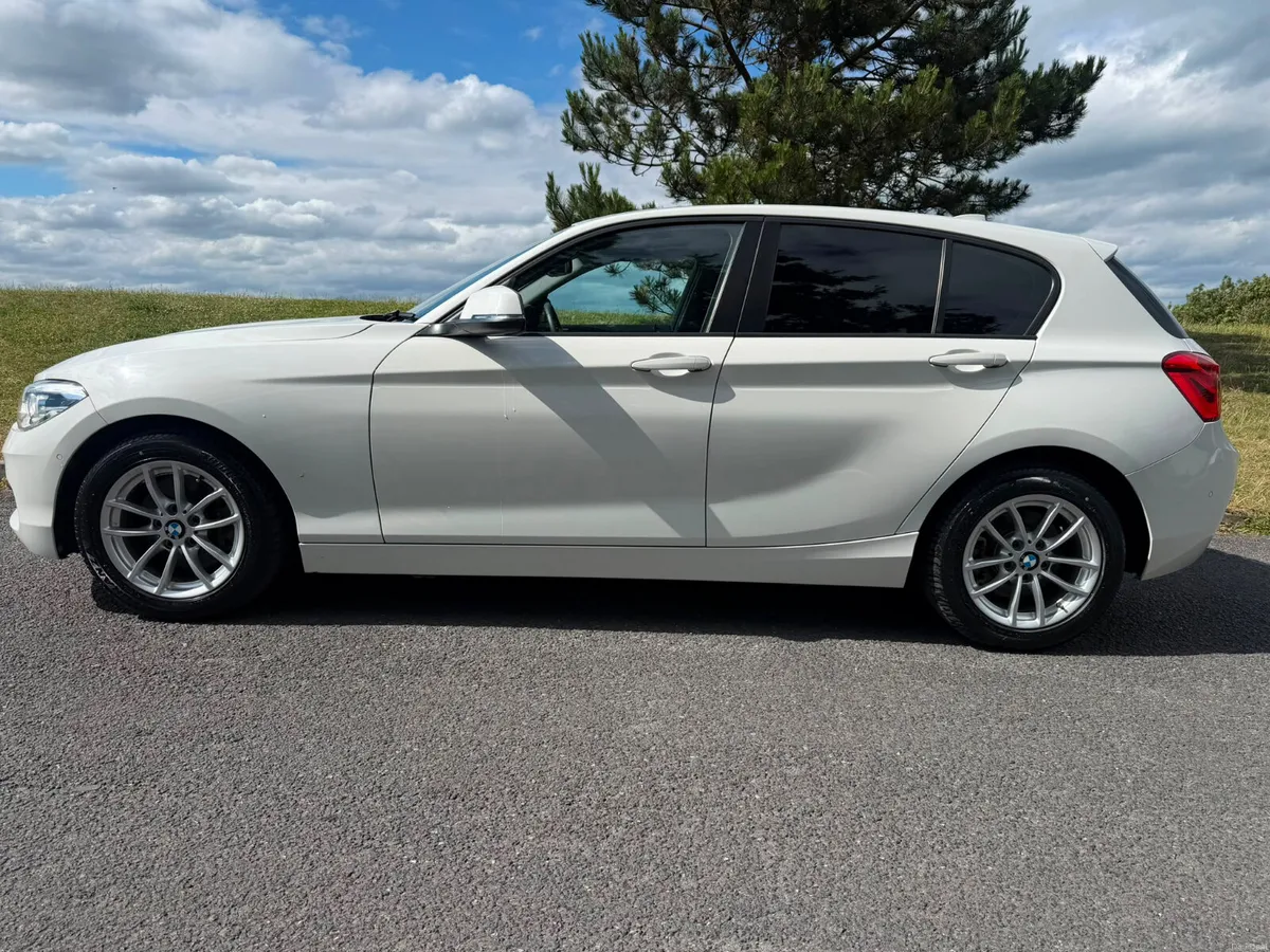 BMW 118i Sport High Spec - Image 4