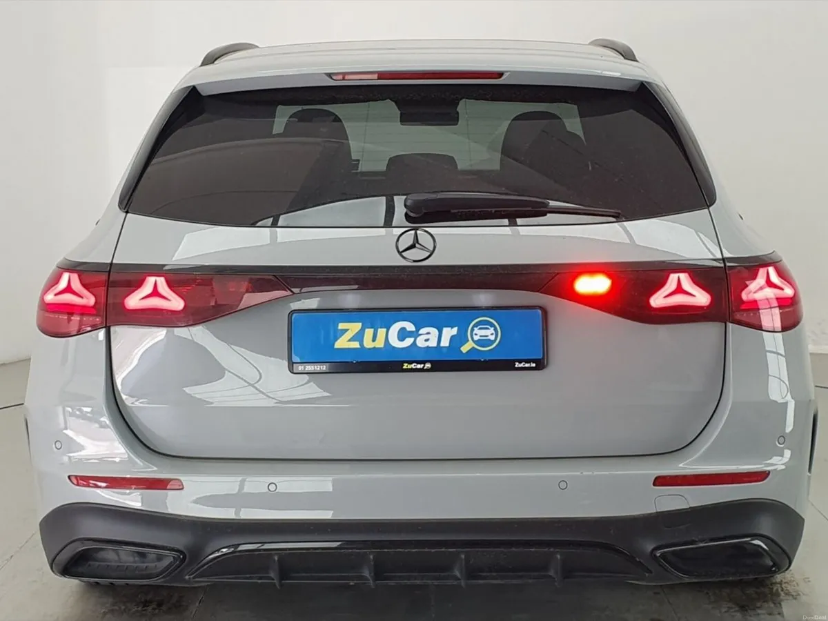 Mercedes-Benz E-Class E 300 de AMG Line Plus - Image 4