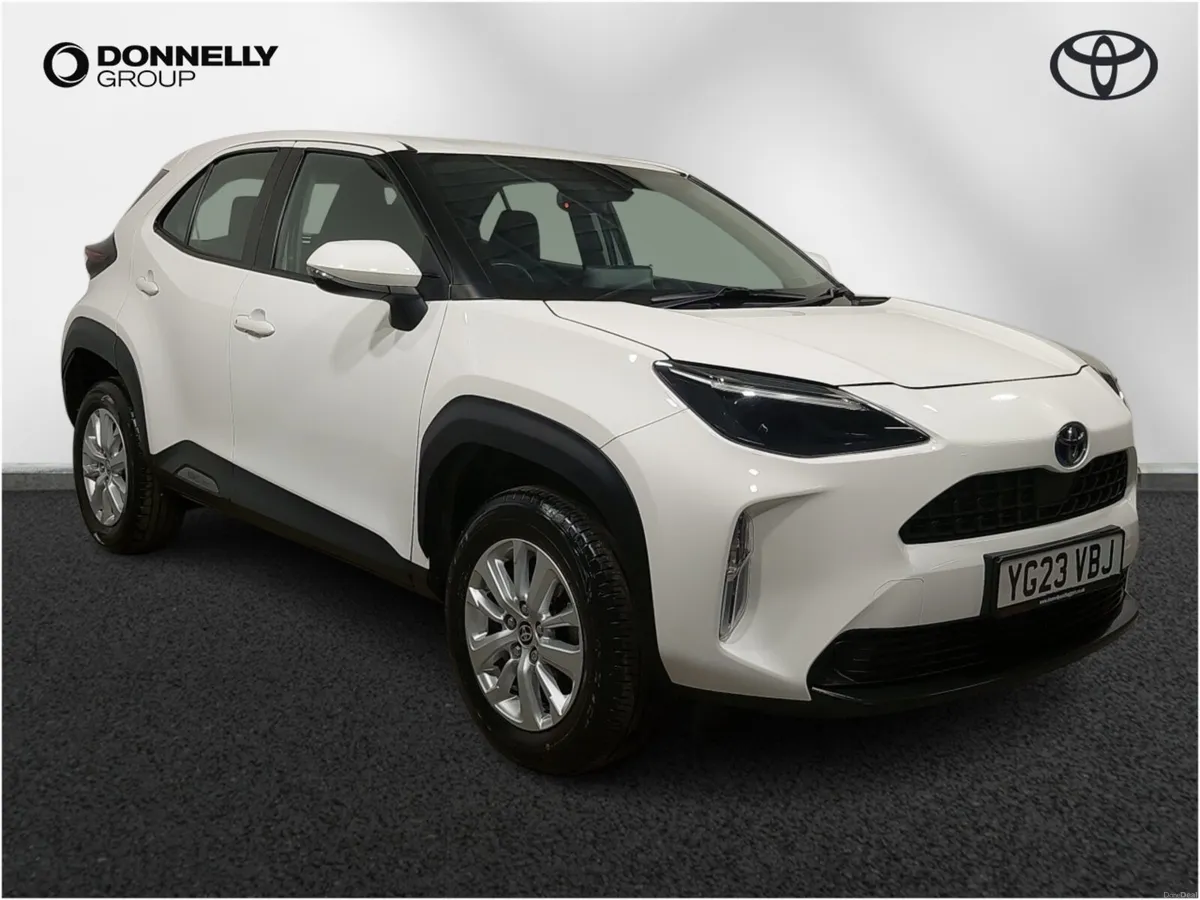 Toyota Yaris Cross Estate Icon - Image 1