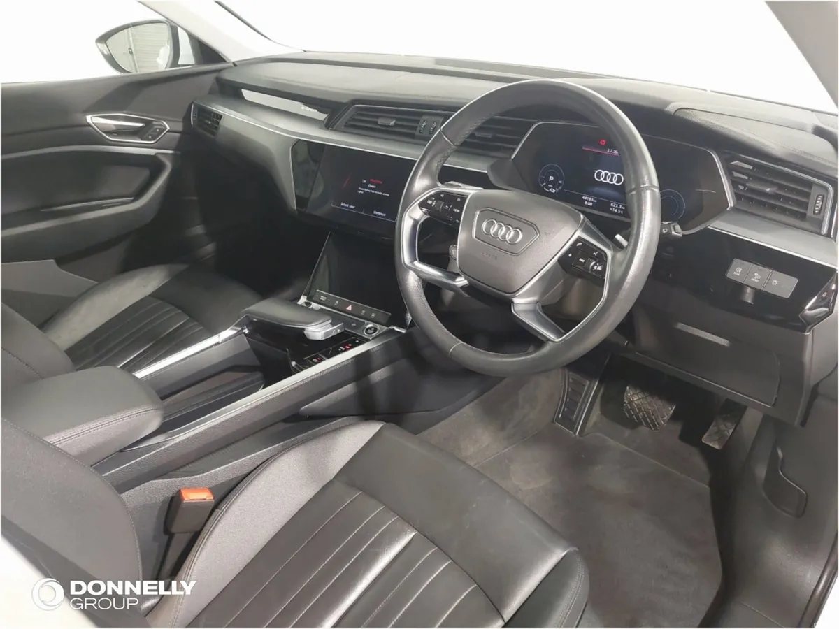 Audi E-tron Estate Technik - Image 4