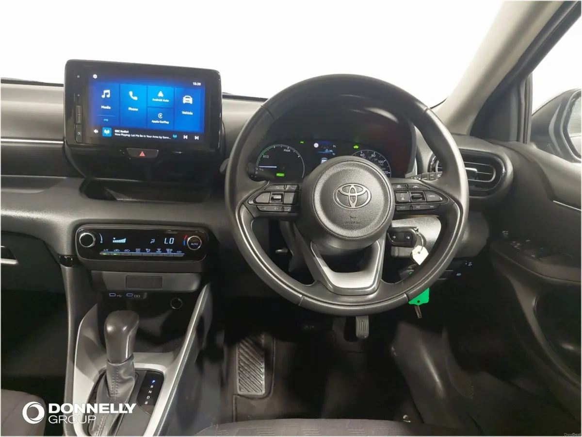 Toyota Yaris Hatchback Icon - Image 6