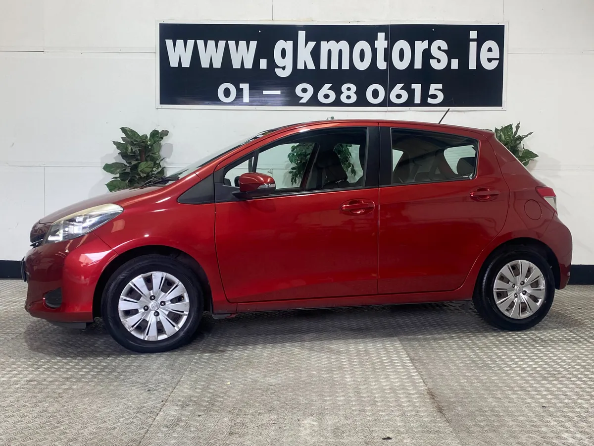 Toyota Yaris 2012////LOW KLMS//// - Image 2