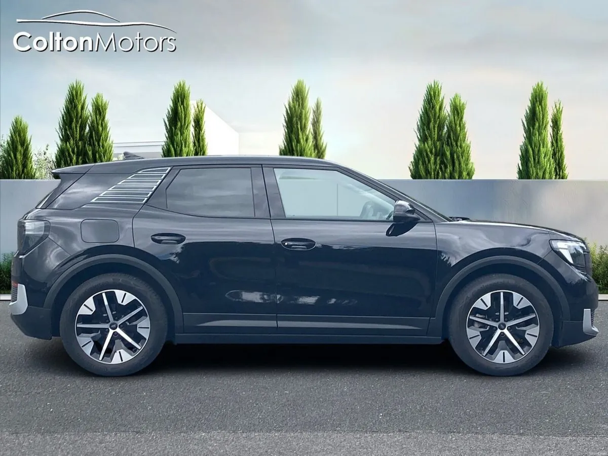 Ford Explorer Select 77kWh Extended Range - EX DEM - Image 4