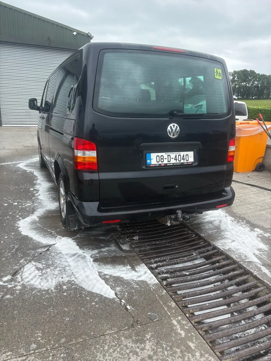 Transporter 8 seater - Image 2