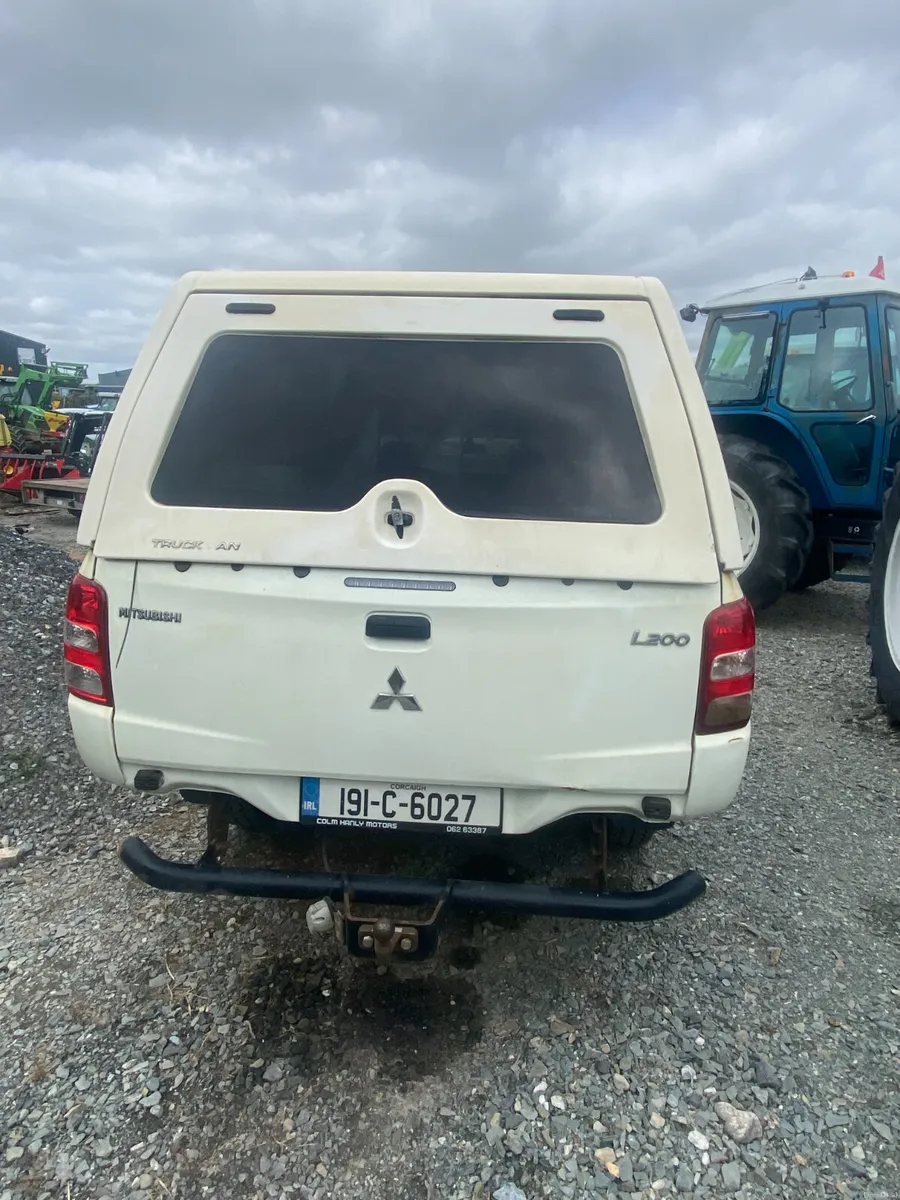 Mitsubishi L200 Jeep - Image 3