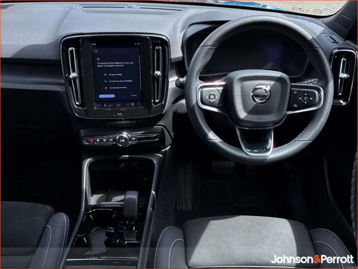 Volvo XC40 BEV 231hp Ultra (Two Year Volvo Selekt - Image 3