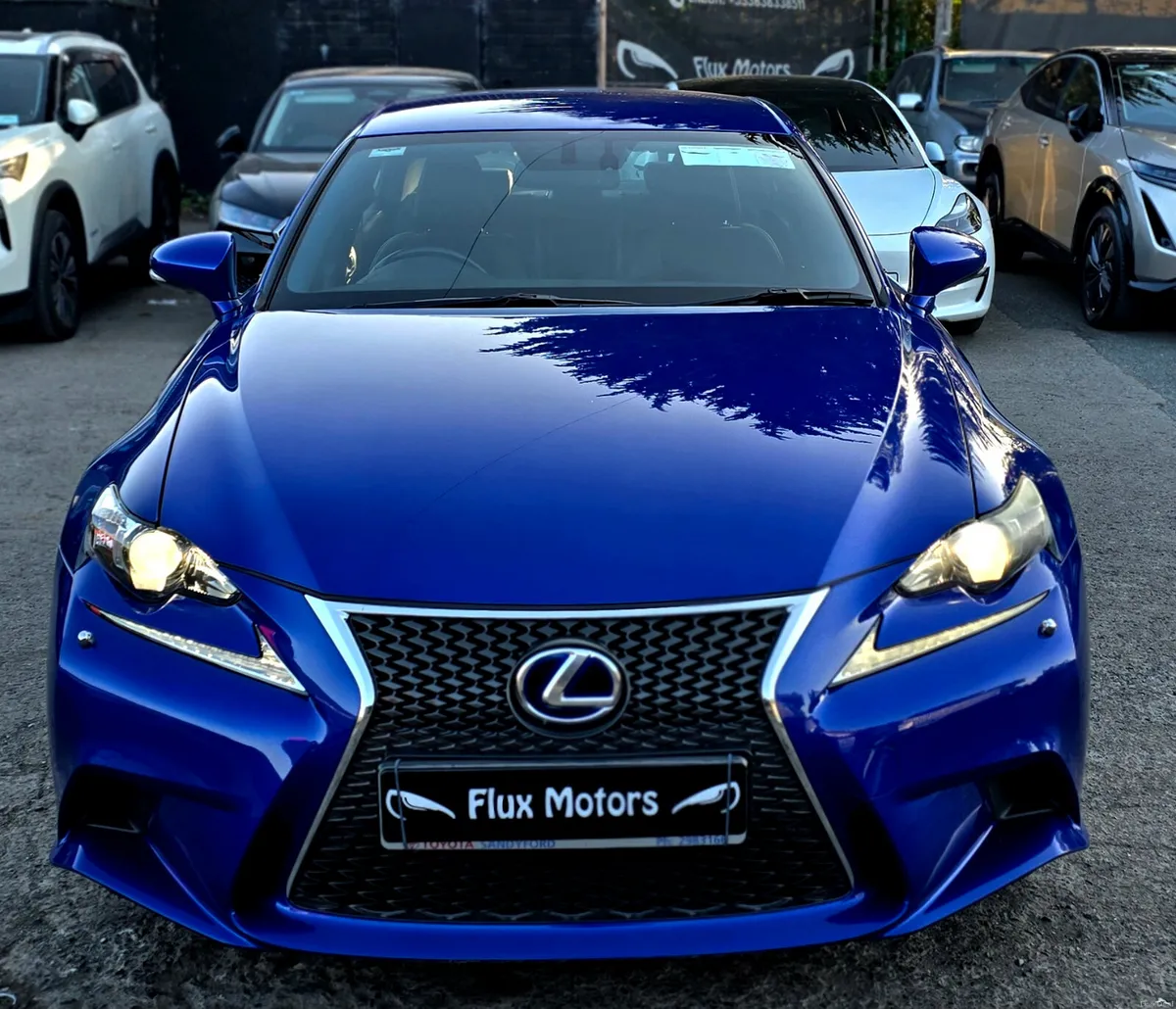 🔥2014 Lexus IS300h Sport Full Main Dealer History - Image 5
