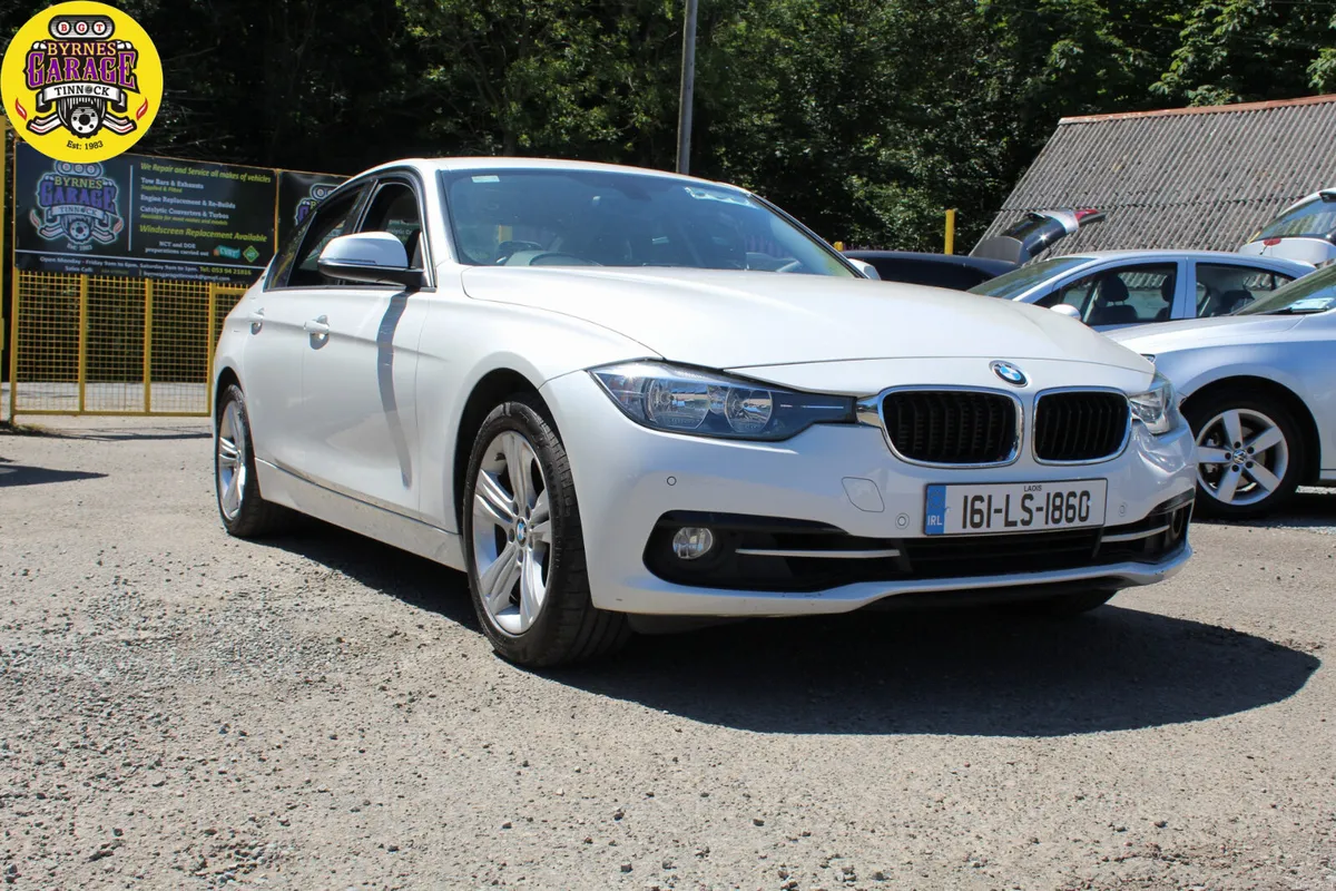Immaculate BMW Petrol Hybrid 330e - Image 1